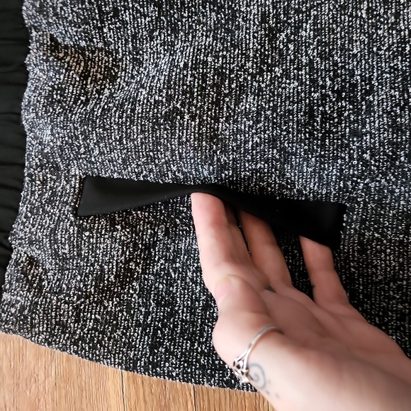 VINTAGE ANNE TAYLOR LOFT BRAND MULTIFUNCTIONAL MINI skirt size medium - Picture 3 of 10